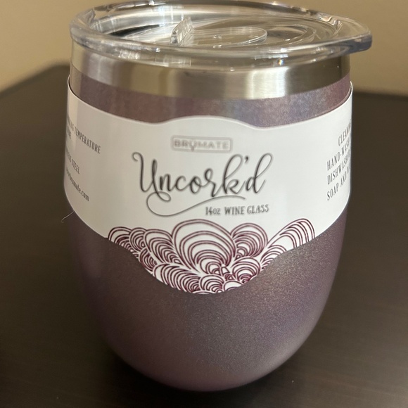 Brumate Winesulator and wine glass set - Picture 5 of 6